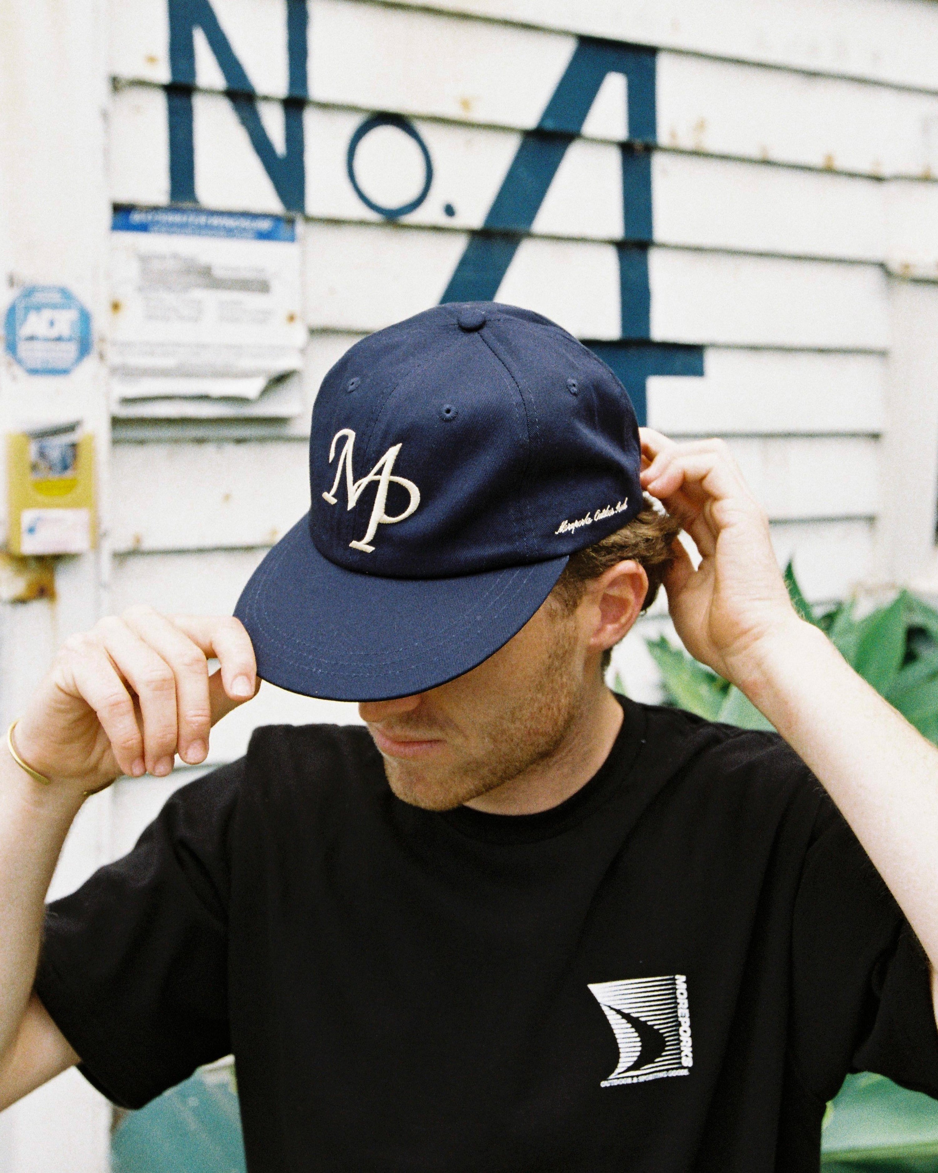 Field Six-Panel - Navy