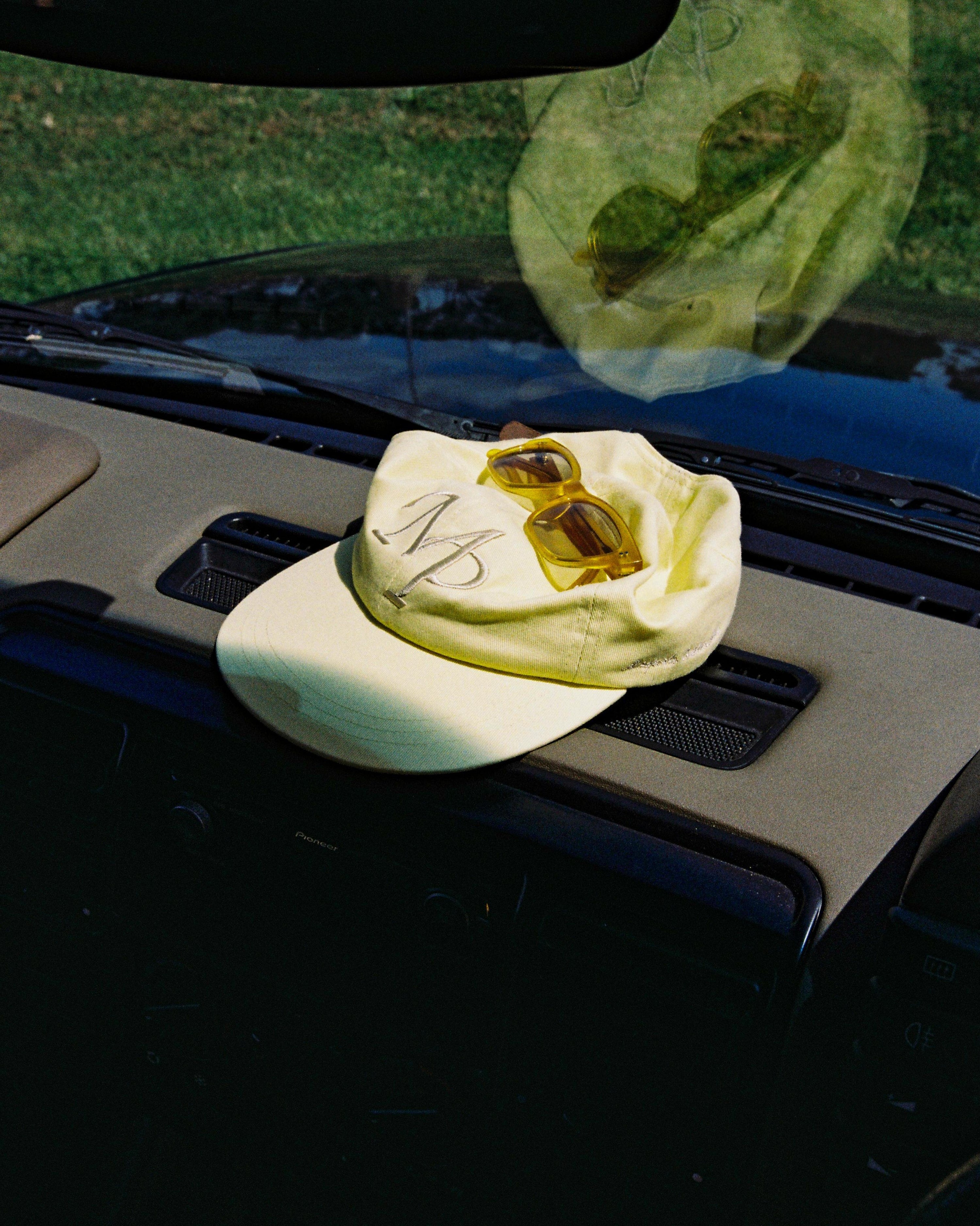 Field Six-Panel - Washed Yellow