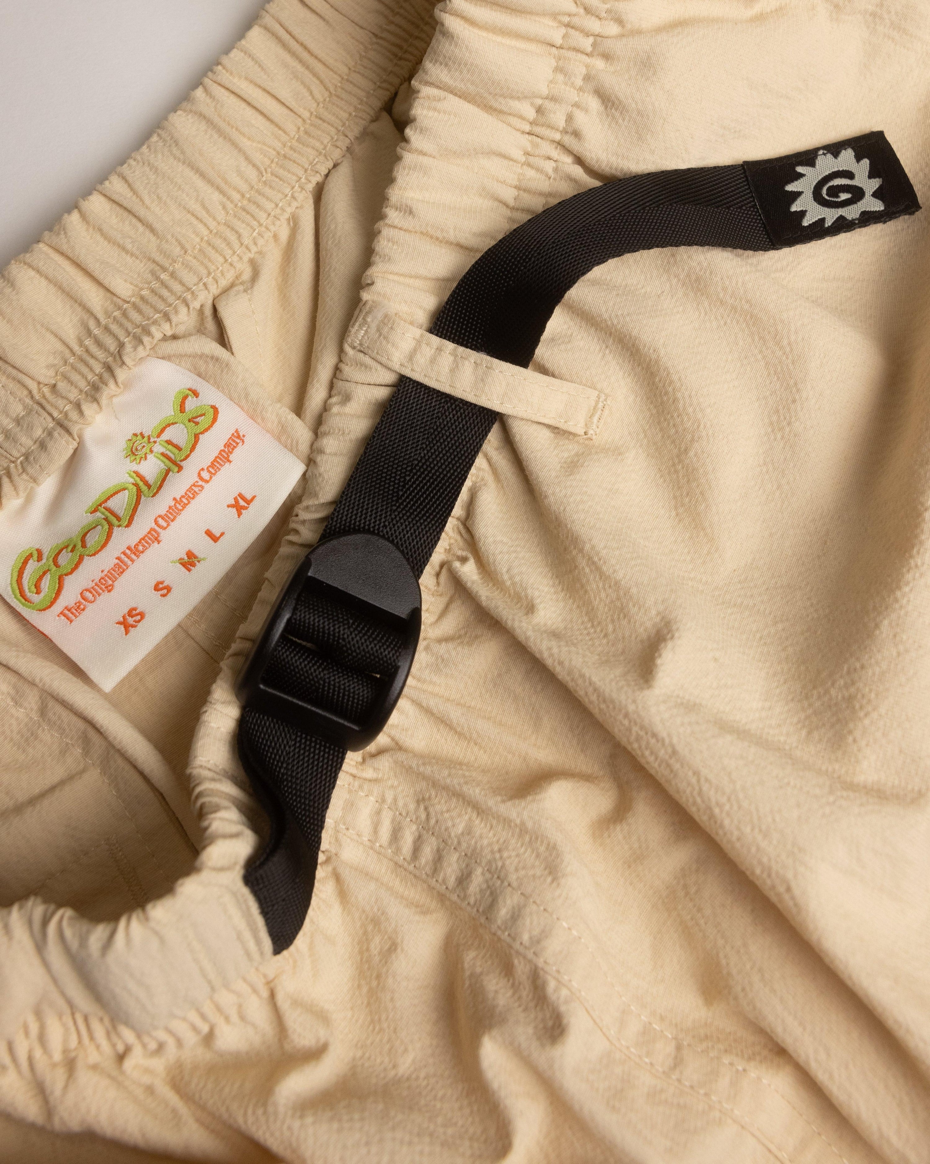 Scroggin Short - Cream