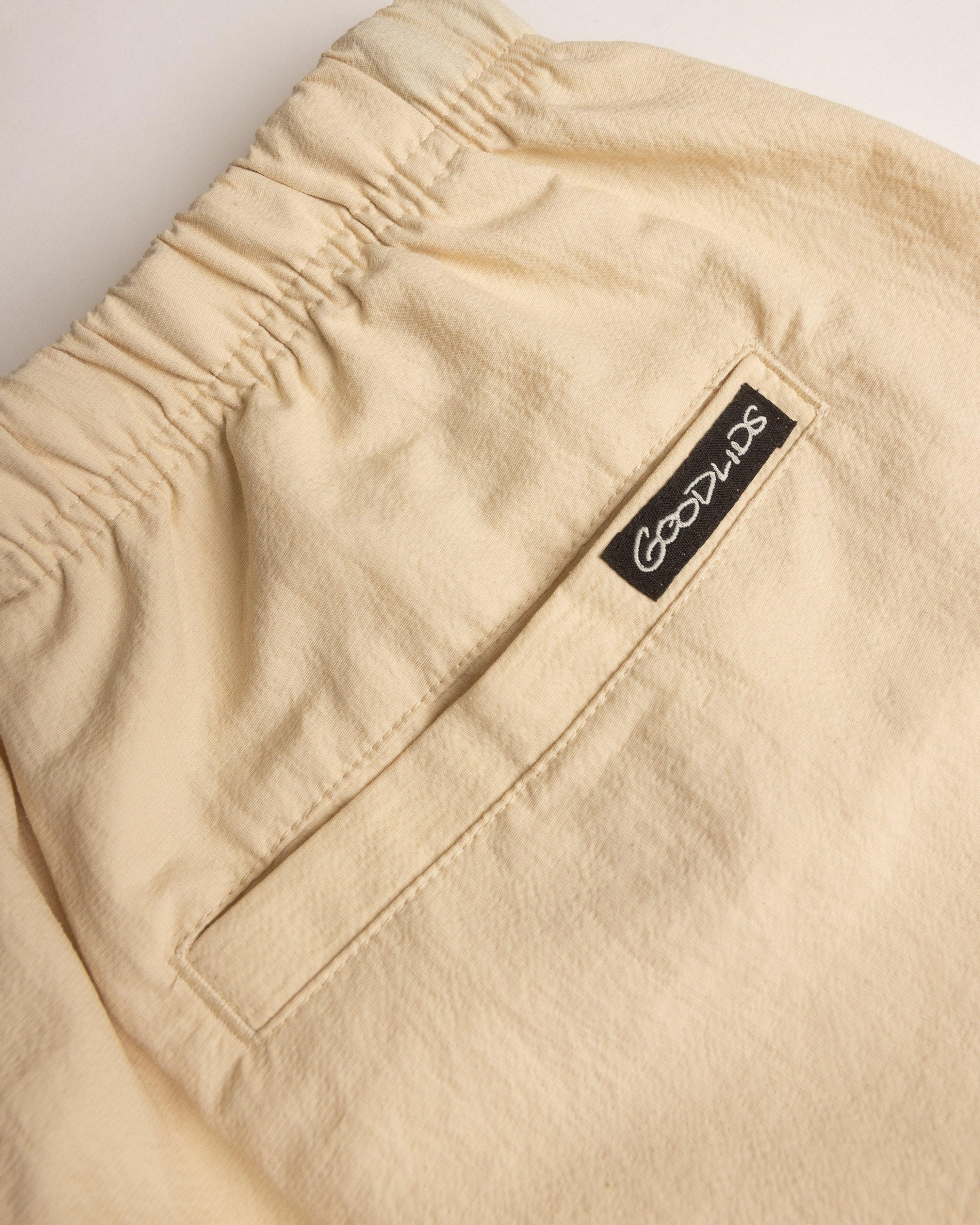 Scroggin Short - Cream