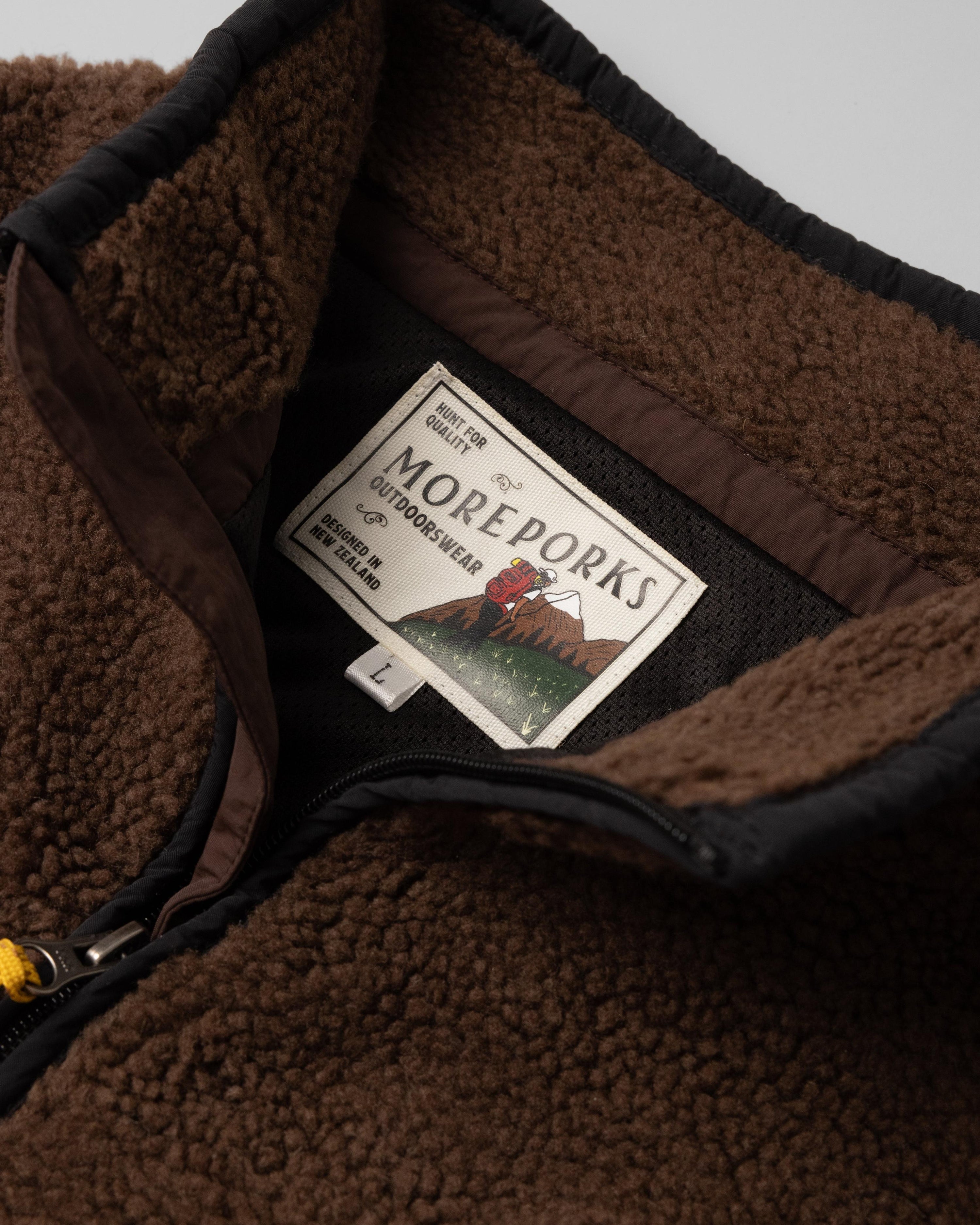 Range Fleece Vest - Dark Rimu