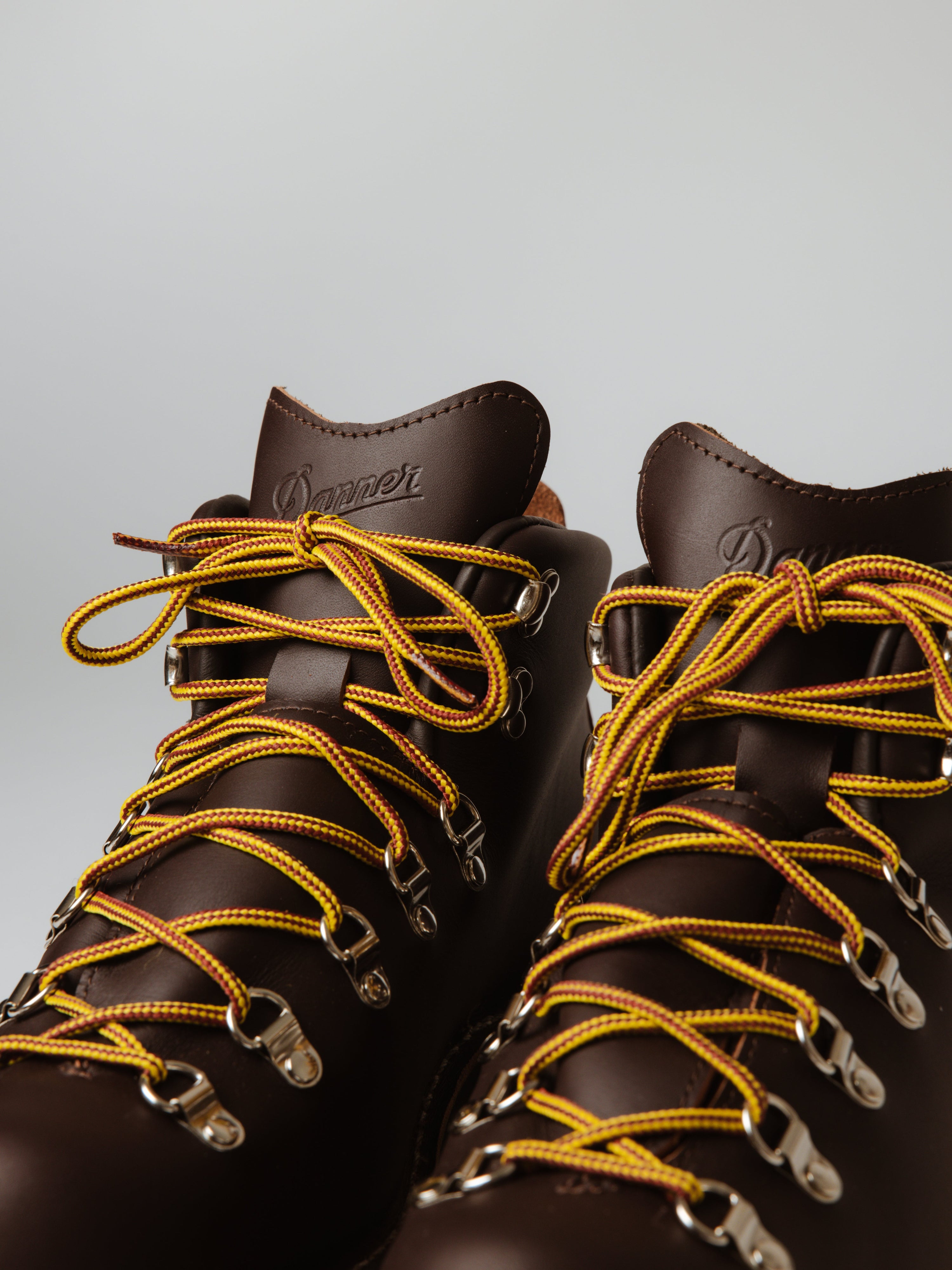 Mountain Light - Brown