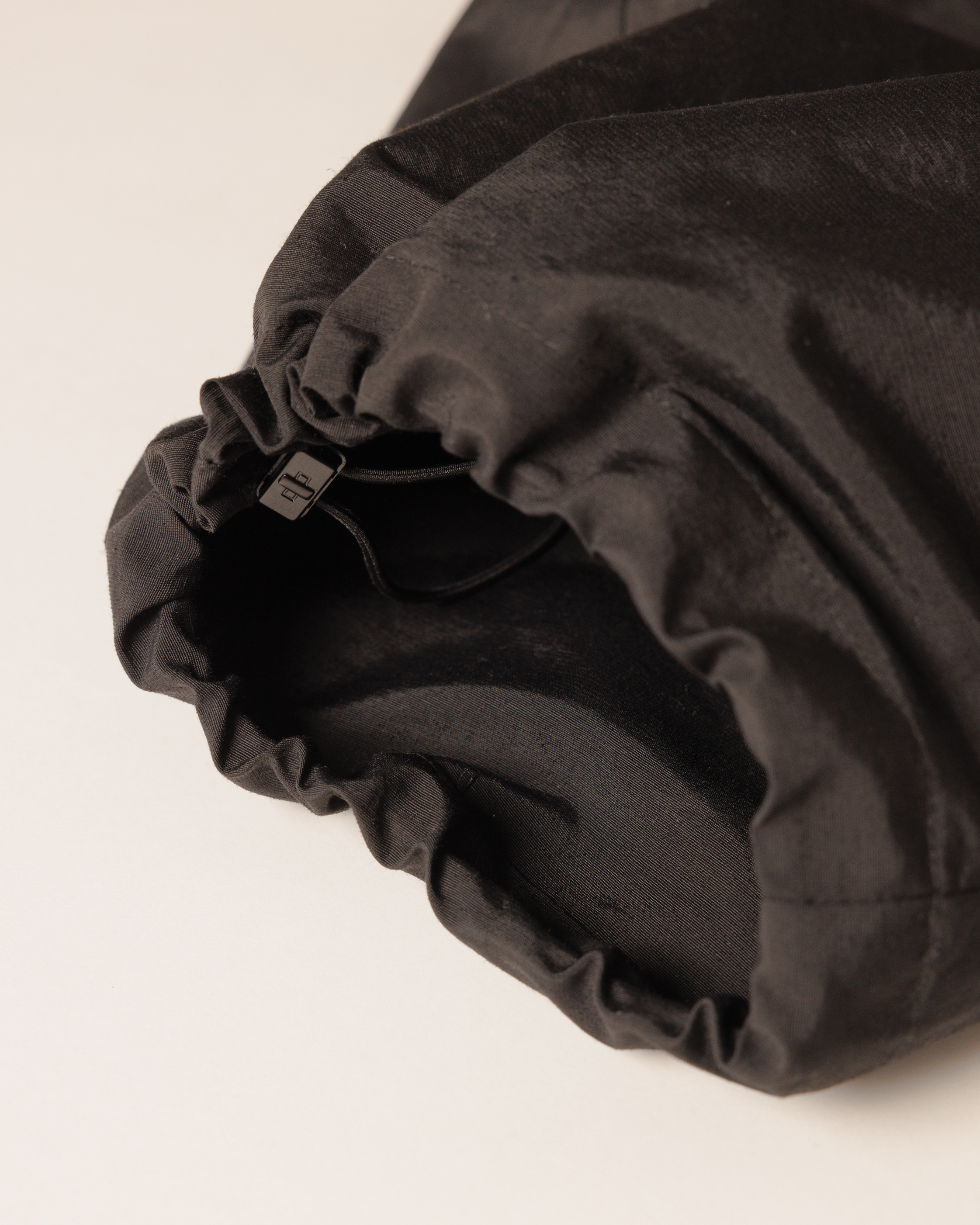 Pleated Hiking Pants - Black