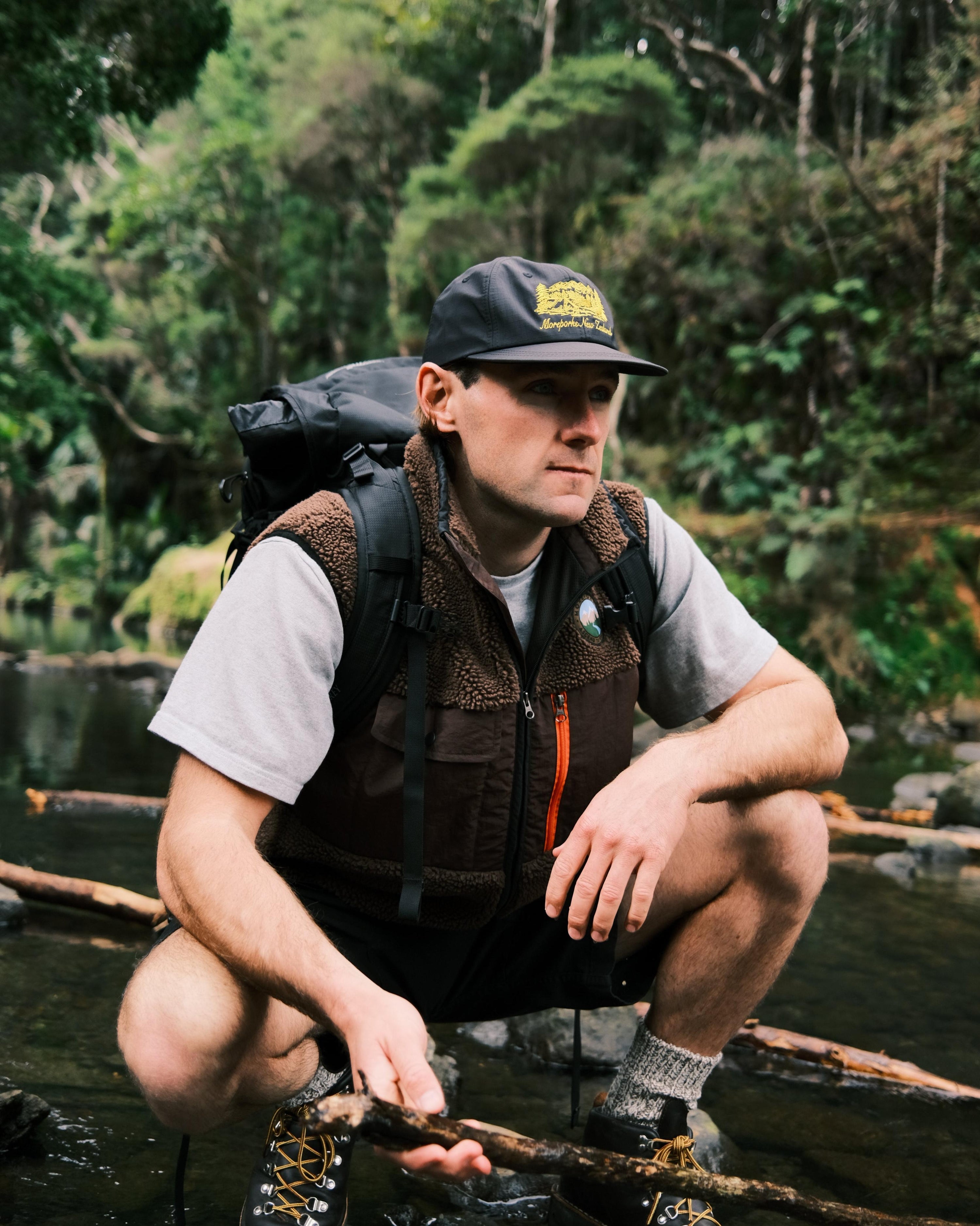 Mackenzie Ripstop - Black/Gold