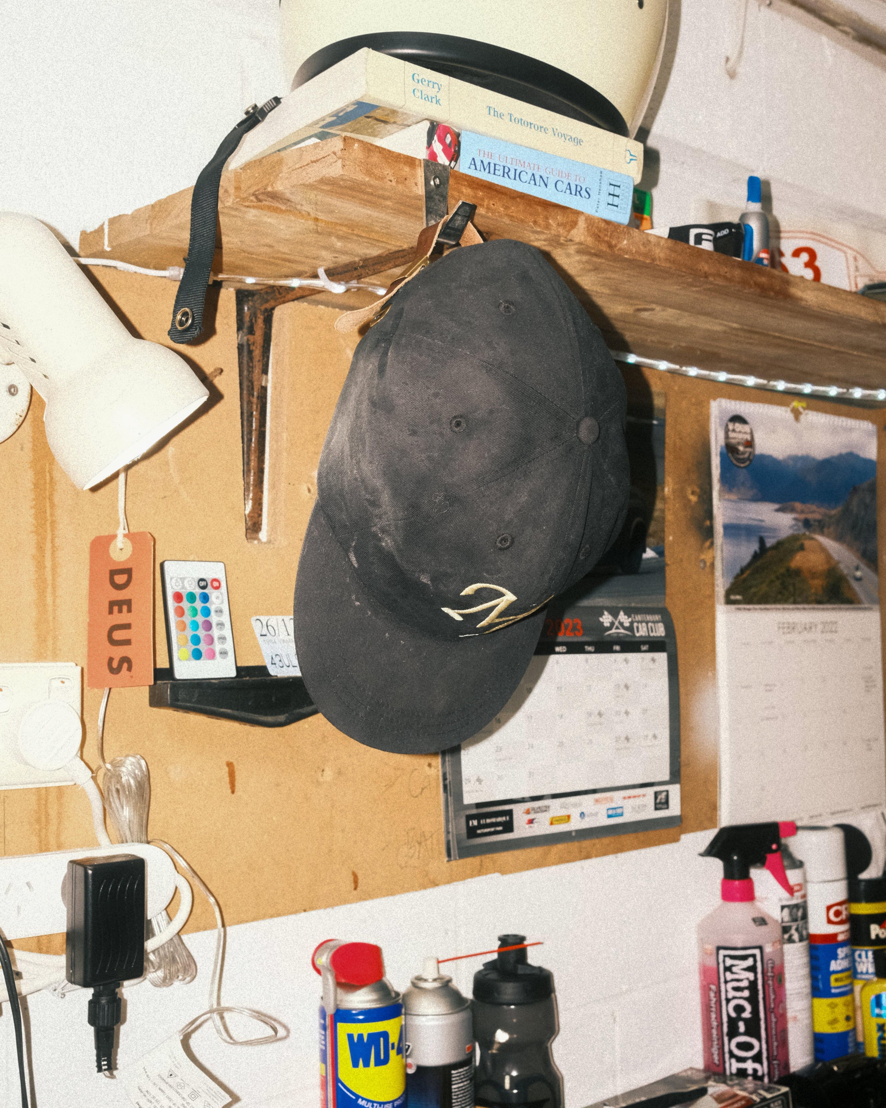 Field Six-Panel- Black