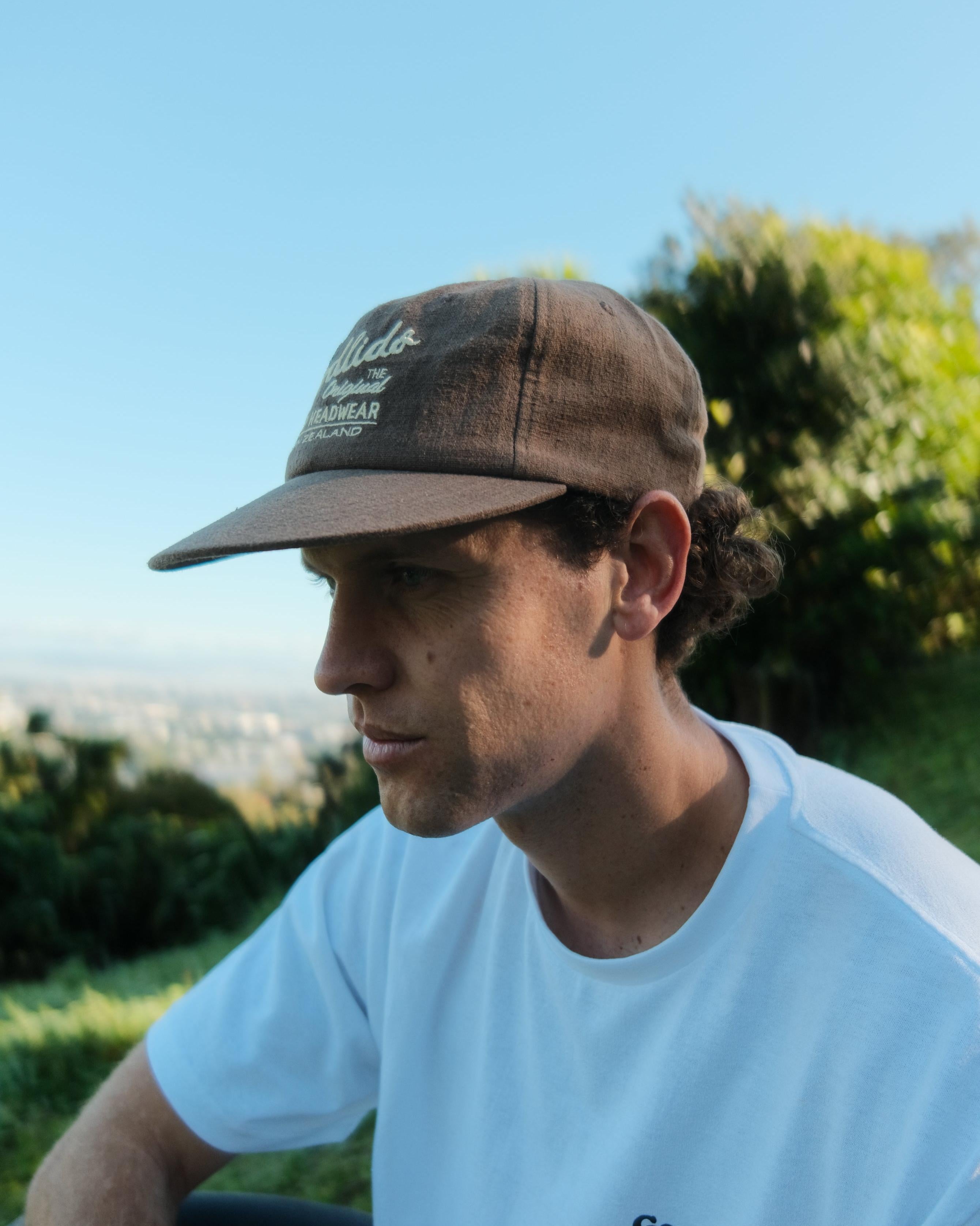 Classic Circle Brim - Brown