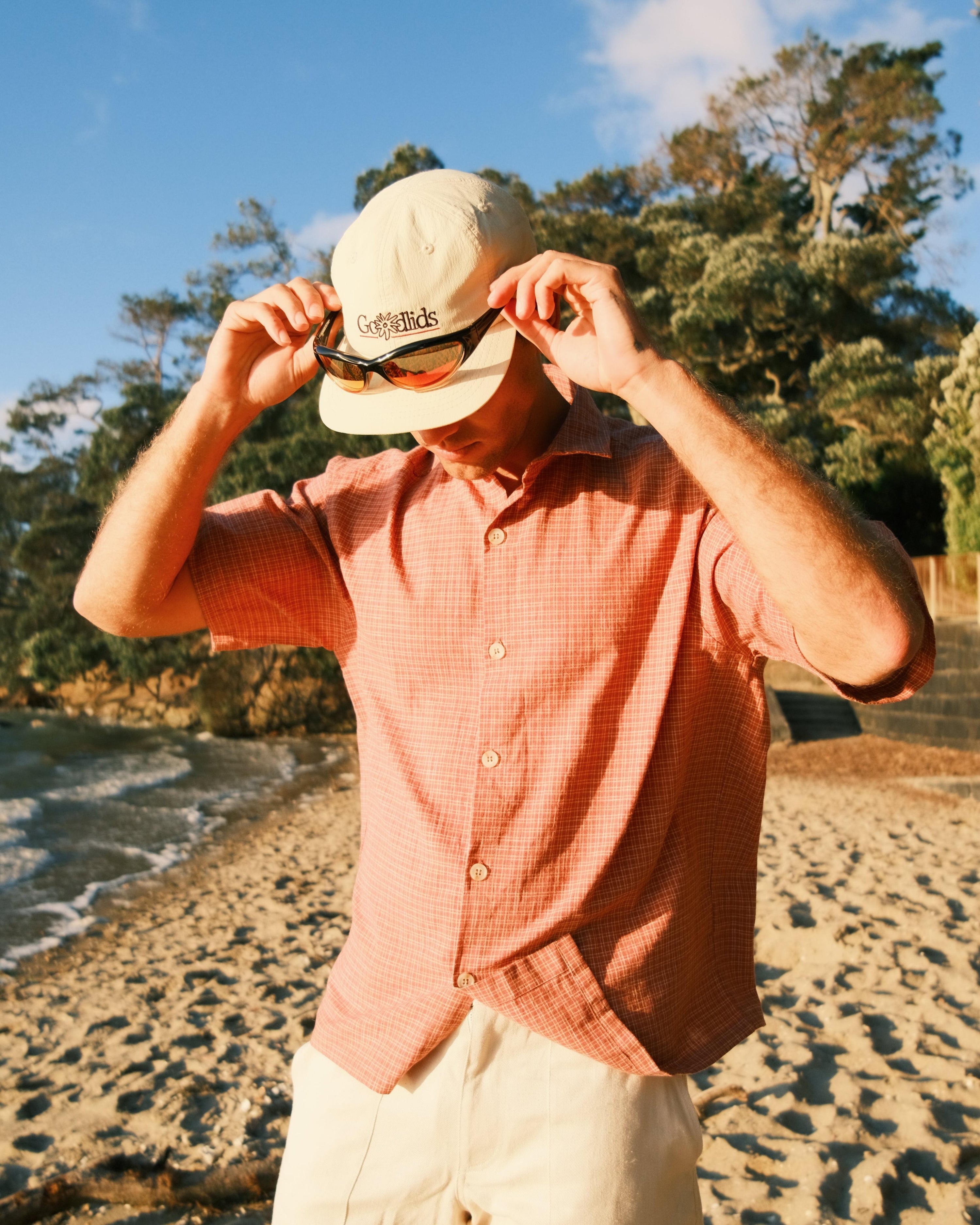 Venture Shirt - Pōhutukawa