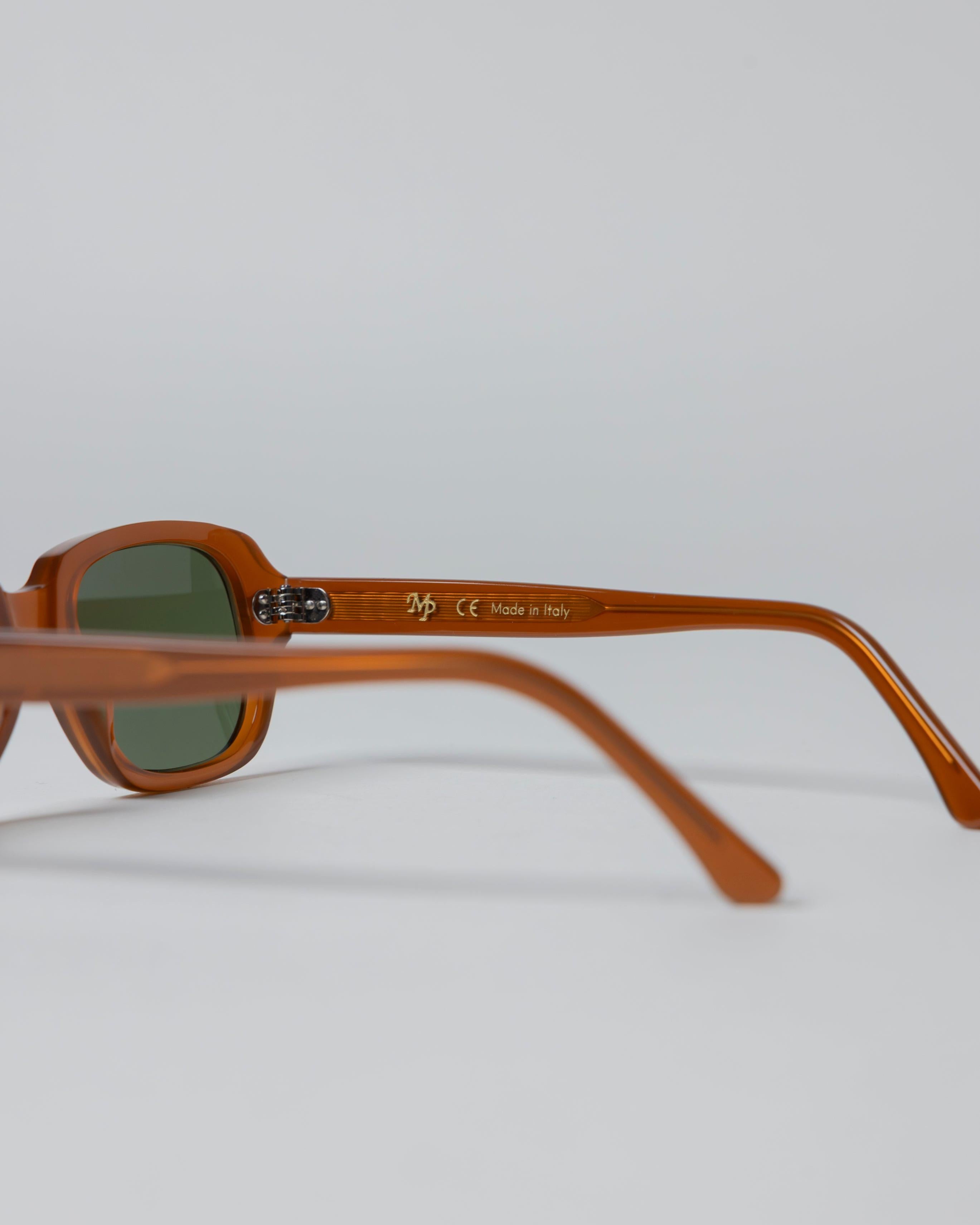 Southern Wayfarer - Orange/Green