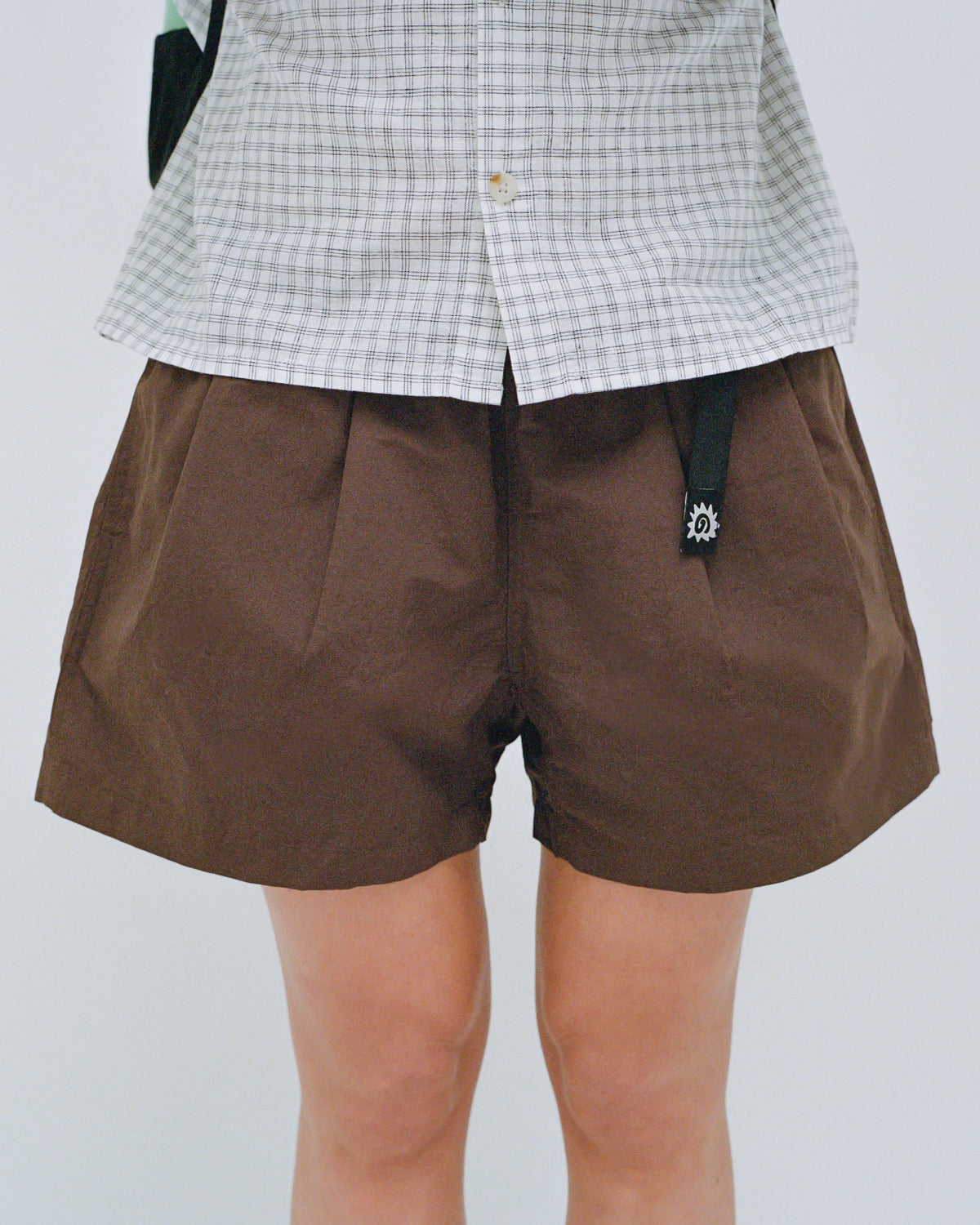 Pleated Hiking Short - Brown
