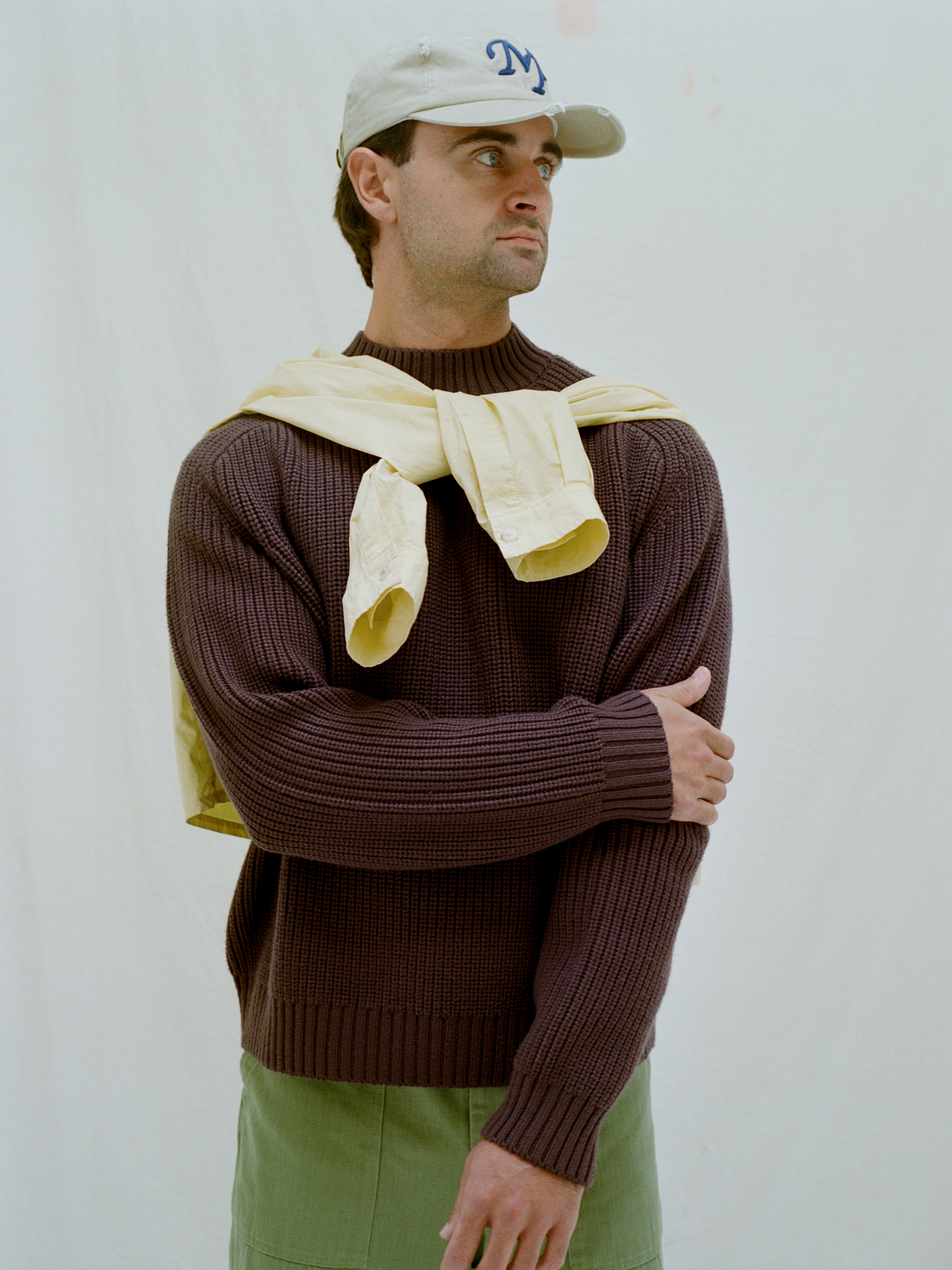 High Neck Sweater - Brown