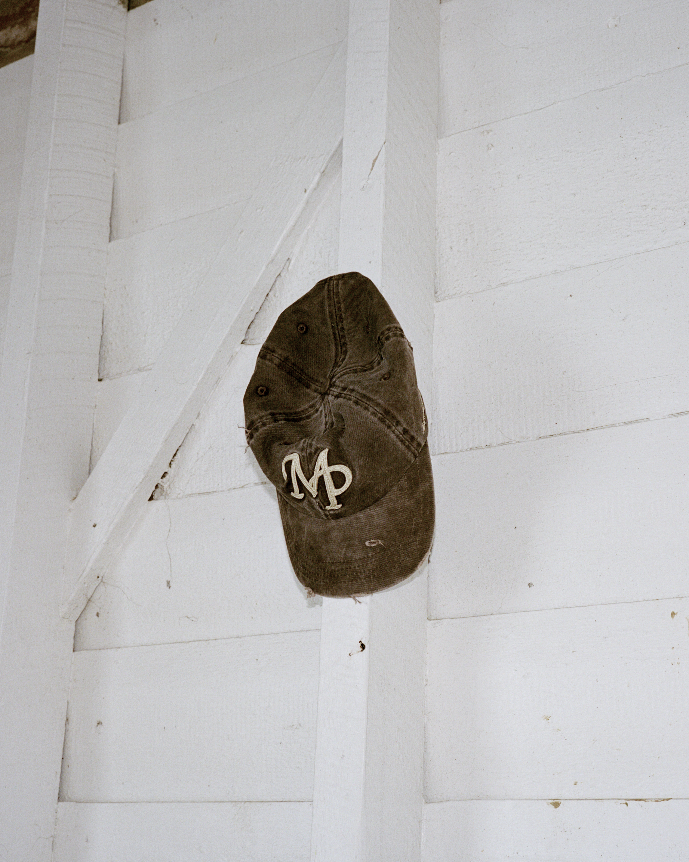Distressed Dad Cap - Brown