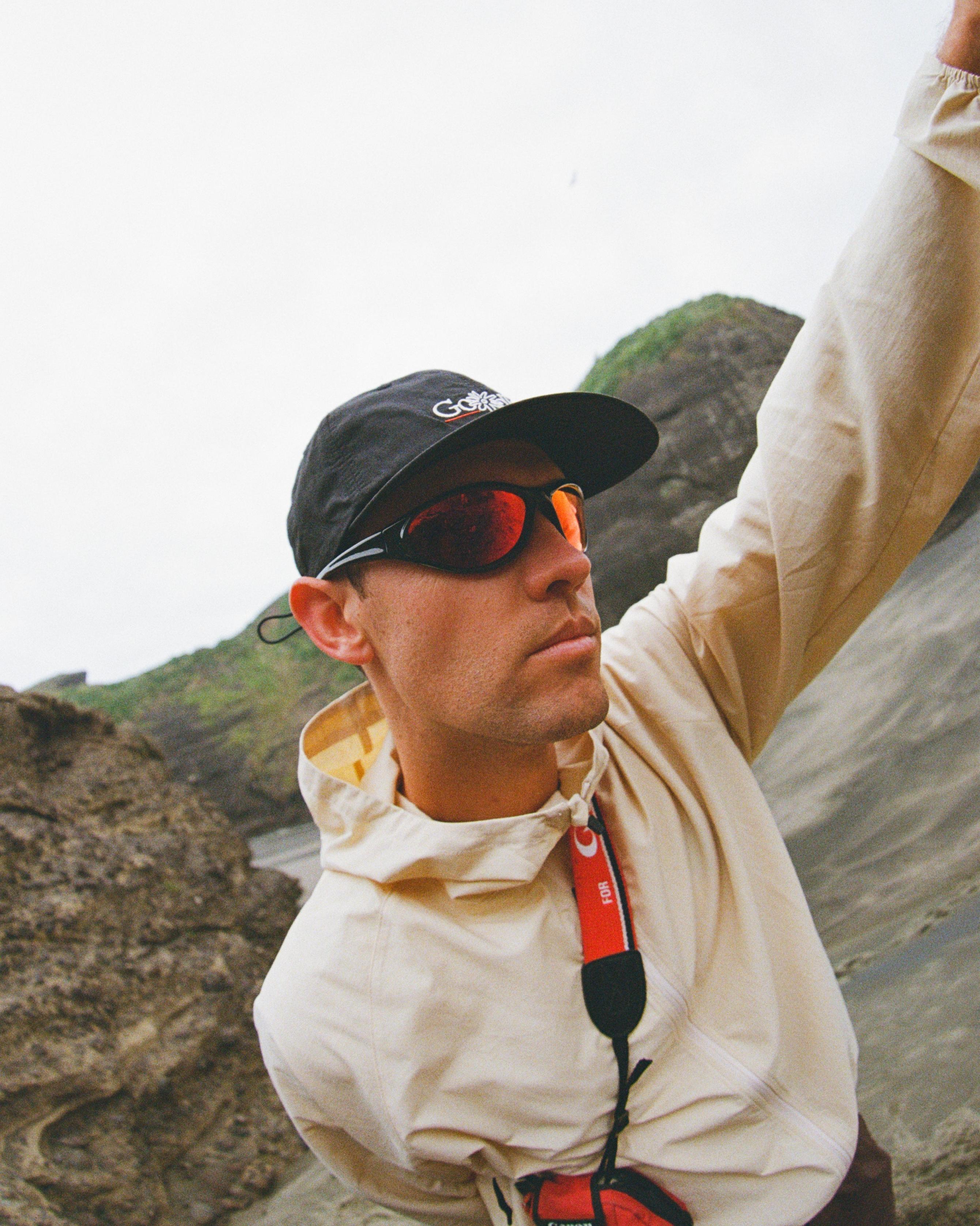 G Sunglasses - Black