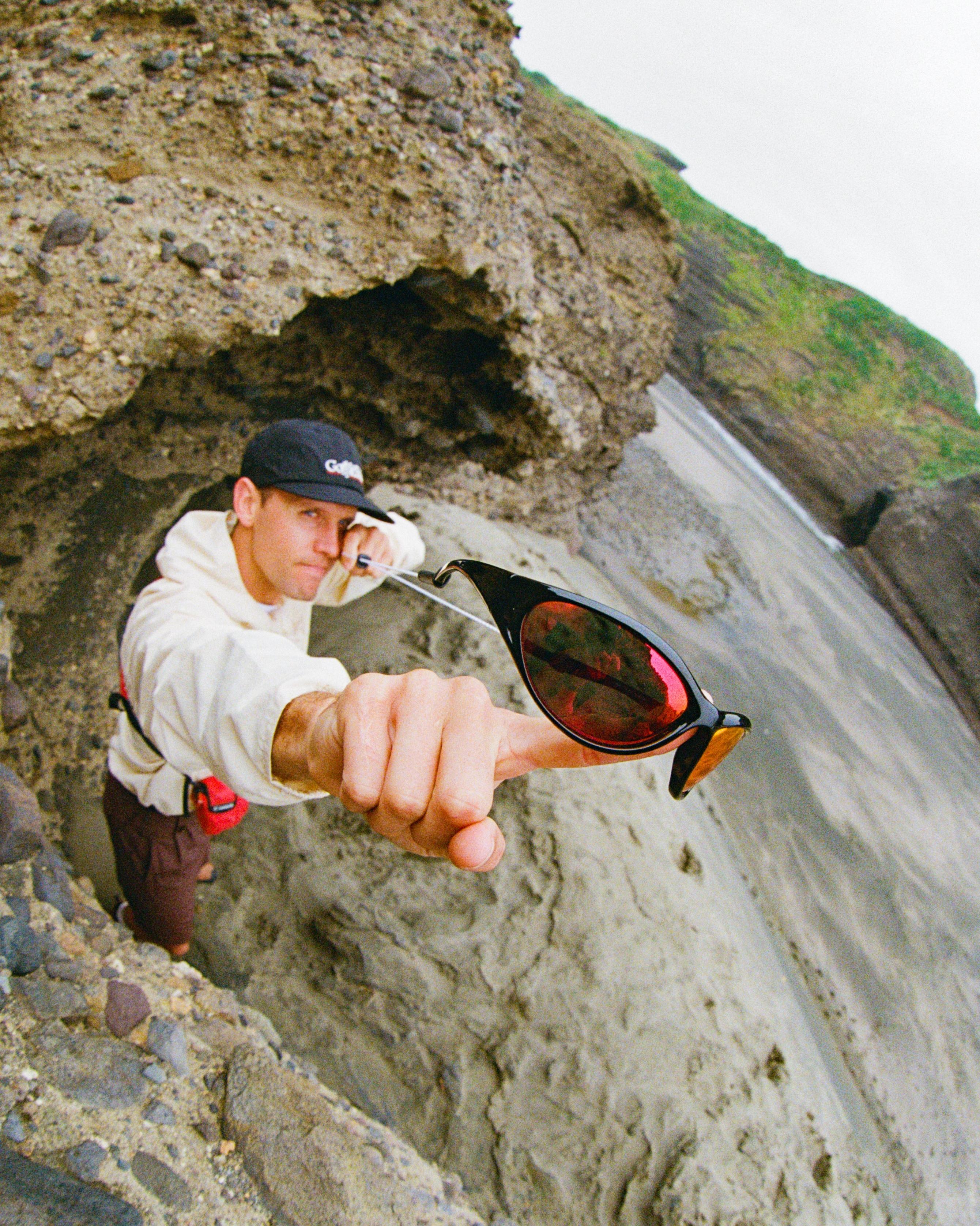 G Sunglasses - Black